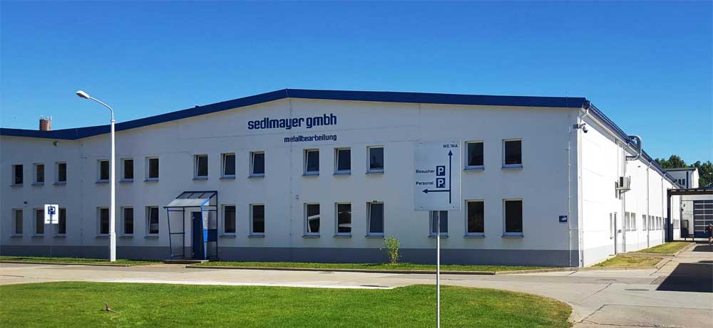 Firma Sedlmayer grosses Gebaeude